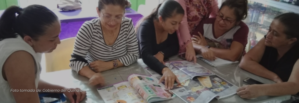 Gobierno del Quindío empodera a mujeres emprendedoras con programa mujeres TIC en Calarcá