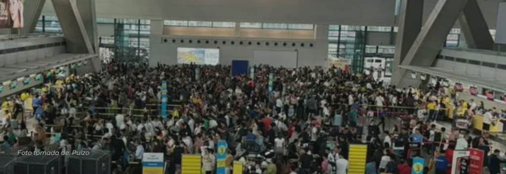 Caída mundial de Microsoft provoca caos en aeropuertos y bancos