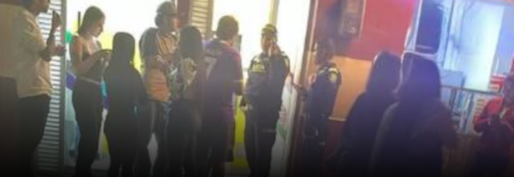 Falla en cajero de Circasia entregó dinero de más y generó largas filas