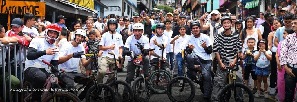 Más de 40 riders participaron en jornada de downhill urbano en Villasantana, Pereira