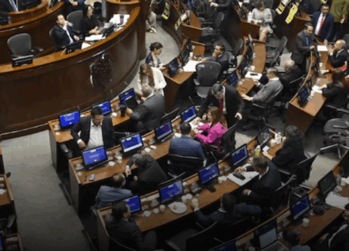 Senado rechaza consulta popular 2.0 del Gobierno Petro con 52 votos en contra