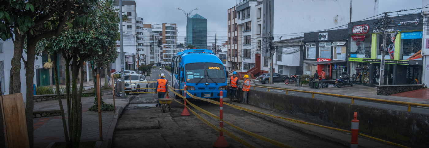 Obras viales generan reducción de carriles y cierres en la avenida Santander de Manizales