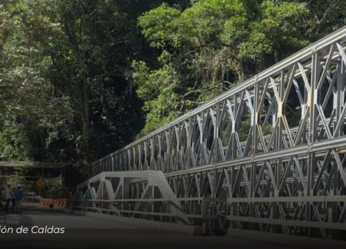 Reabrieron el Puente Hierro, al oriente de Caldas, y ahora tiene capacidad para 52 toneladas