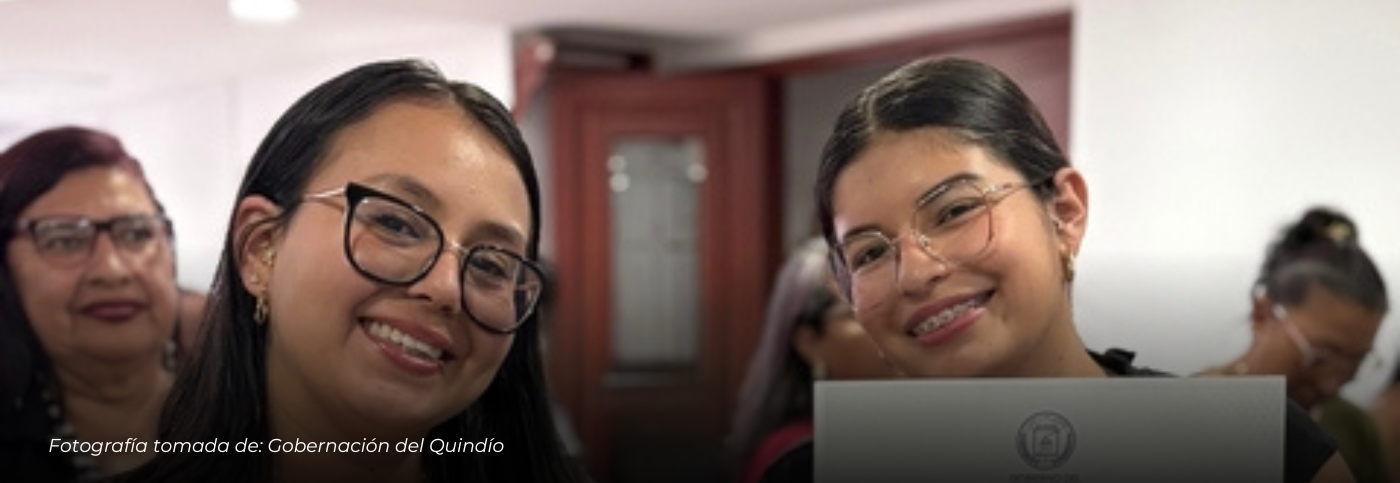 Más de 3.300 quindianos fortalecen sus habilidades digitales con programas gratuitos de la Gobernación