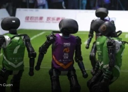 China celebra su primer torneo de fútbol entre robots humanoides impulsados por inteligencia artificial