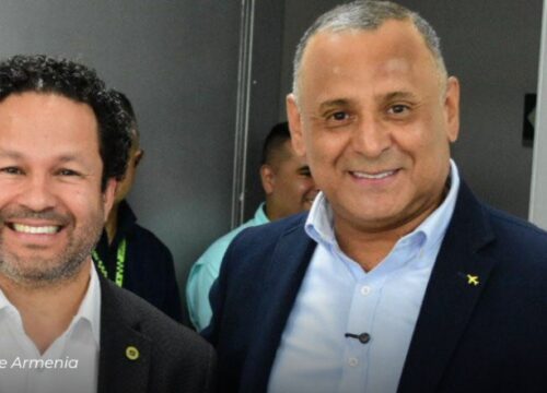 Alcaldía de Armenia entrega llaves de la ciudad a Spirit Airlines por su aporte a la región