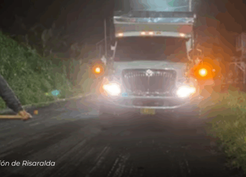 Risaralda avanza en el mantenimiento de la vía El Sesteadero – La Popa para mejorar tránsito y seguridad