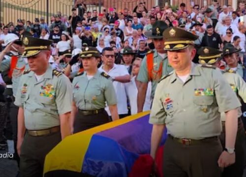 Homenaje póstumo en Montenegro: con honores despidieron al patrullero de la Policía Jhonatan Jiménez