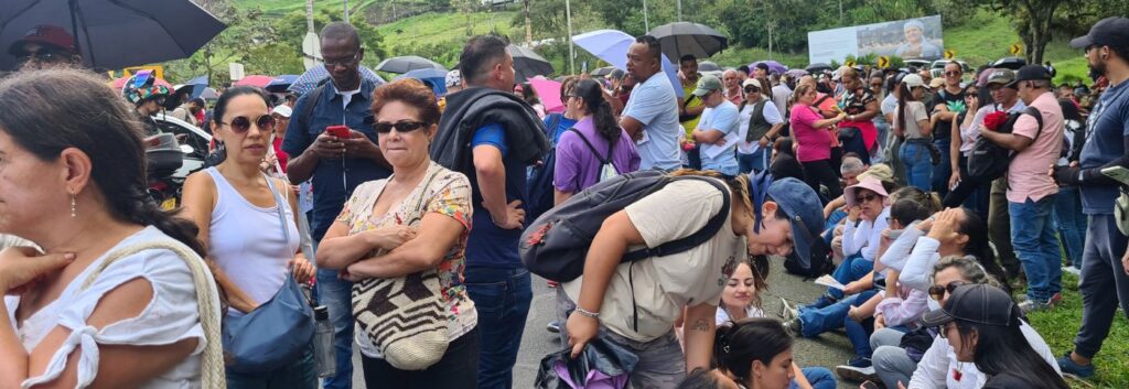 Magisterio en paro: Educadores de Caldas, Quindío y Risaralda protestan por la salud e incumplimientos de Fomag y la Fiduprevisora