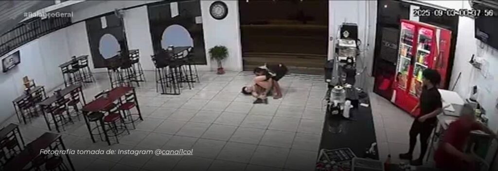 Robo frustrado en Costa Rica: Mujer evita que le roben su celular en un restaurante aplicando técnica de jiu-jitsu contra el ladrón
