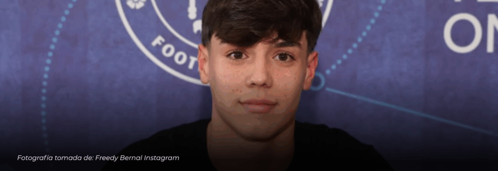Freddy Bernal, la promesa del arco con raíces colombianas, firma su primer contrato profesional con el Chelsea