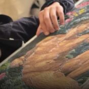 Harold Rubio convierte la plastilina en arte contemporáneo con una exposición de más de 120 obras en Casa República