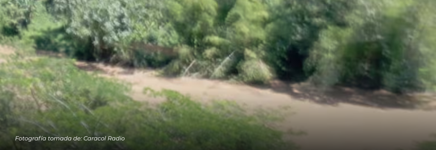 Vehículo cayó 200 metros en el sector de Boquerón: Bomberos de Risaralda apoyaron el rescate del conductor