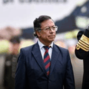 Gustavo Petro ordena bombardeo contra disidencias de ‘Iván Mordisco’ en el Guaviare