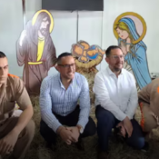 Privados de la libertad elaboran pesebre instalado en el Palacio de Justicia de Armenia como iniciativa de resocialización