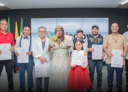 Quindío exalta a sus líderes en derechos humanos en una emotiva ceremonia de reconocimiento