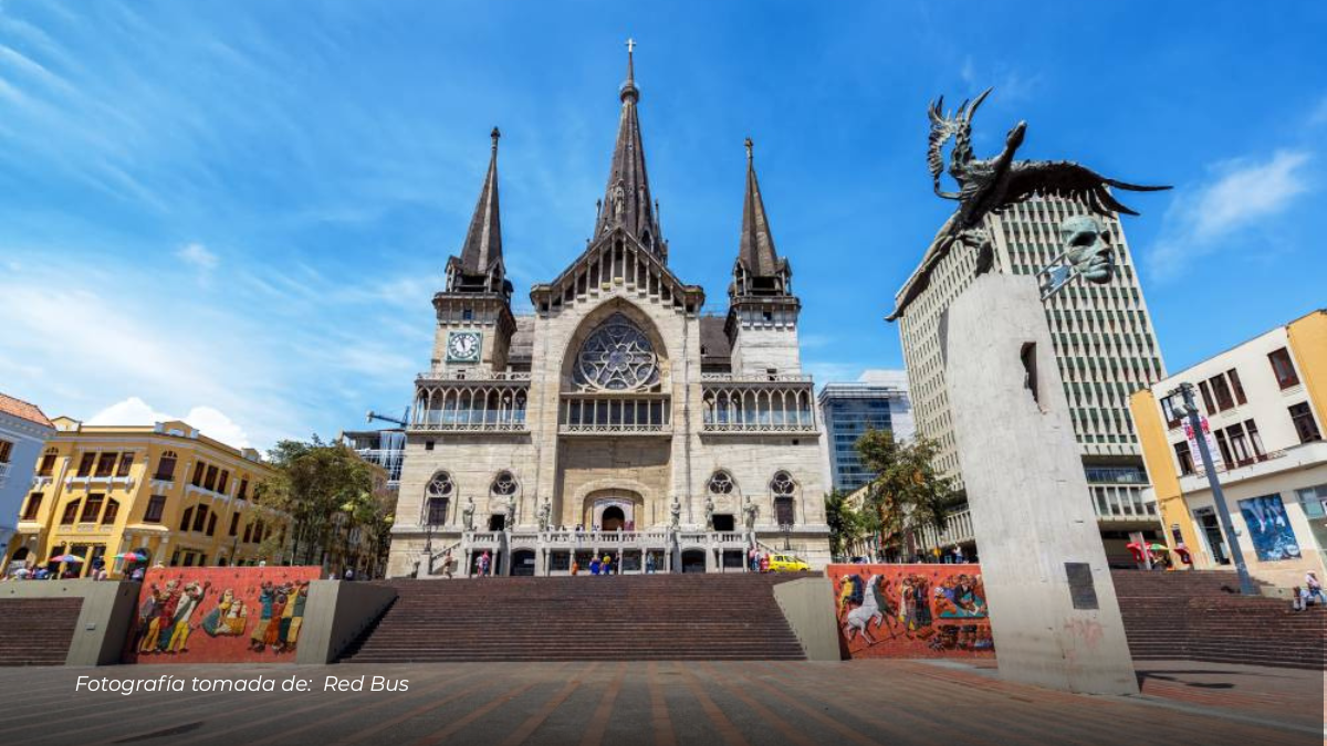 Manizales obtiene la primera certificación de turismo sostenible del país para su Centro Histórico