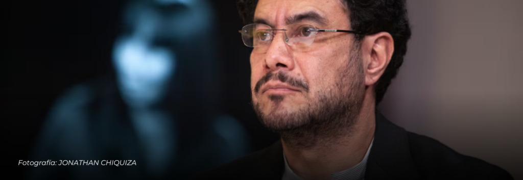 Iván Cepeda queda por fuera de la consulta del 8 de marzo tras decisión del CNE