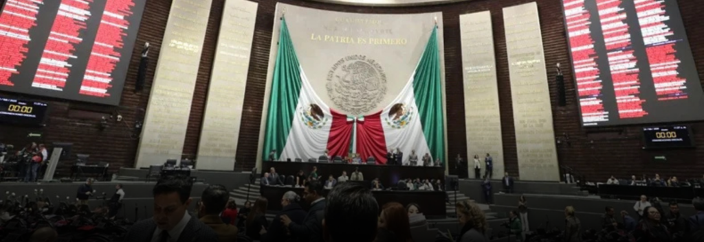 México aprueba en el Congreso la reducción gradual de la jornada laboral a 40 horas