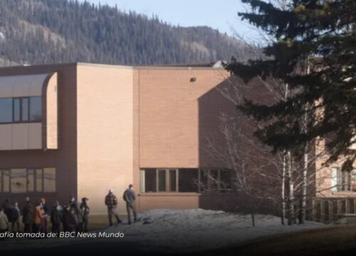Tiroteo en secundaria de Tumbler Ridge, Canadá, deja 10 muertos y más de 20 heridos