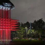 “Umbral”: homenaje en Bogotá a 460 trabajadores de la salud