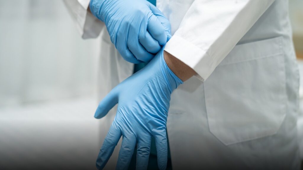 Refuerzan controles sanitarios a trabajadores cafeteros por exposición a plaguicidas en el Quindío