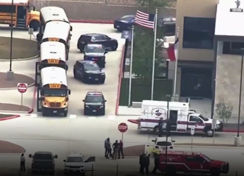 Autoridades investigan grave incidente en institución educativa de Texas