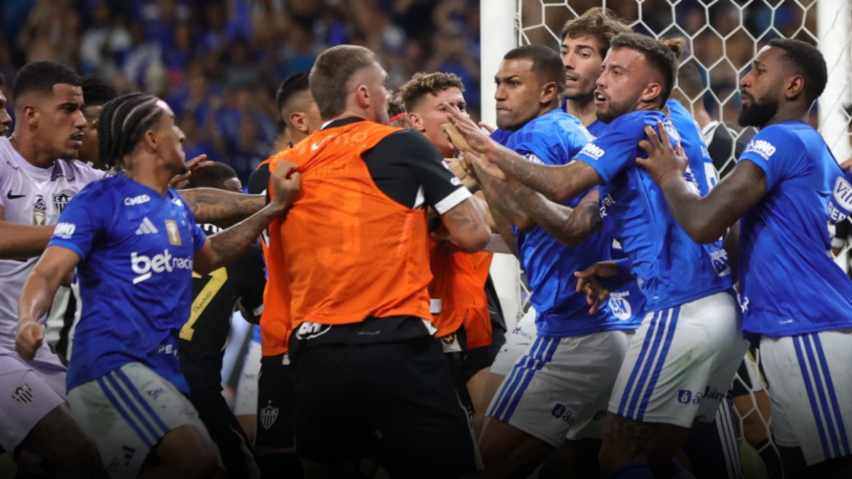 Pelea campal en final del Campeonato Mineiro deja 23 jugadores expulsados