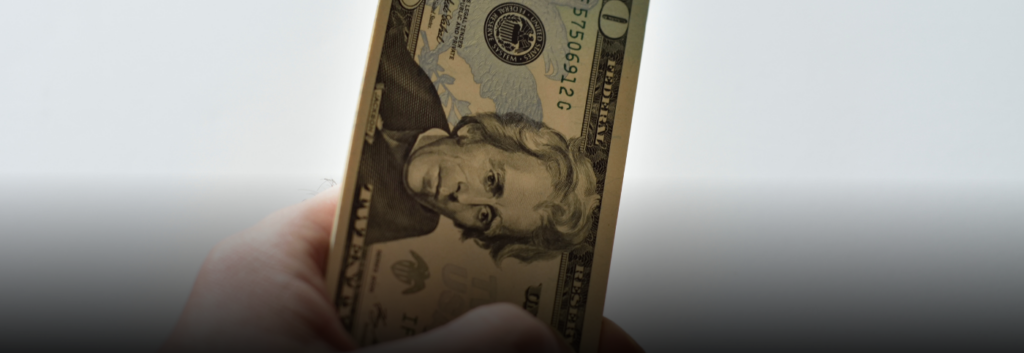 Así inicia el dólar esta semana en Colombia, con TRM de $3.766,30