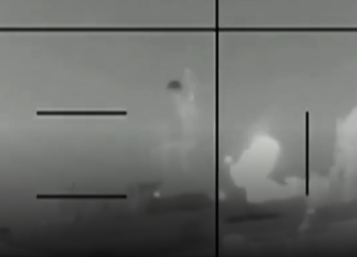 Ataque con torpedo de EE. UU. hunde buque iraní cerca de Sri Lanka