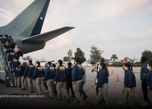 Chile inicia deportaciones masivas y envía a Colombia primer grupo de migrantes expulsados