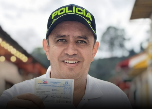 Juan Miguel Galvis, gobernador del Quindío, ejerció su derecho al voto en Salento