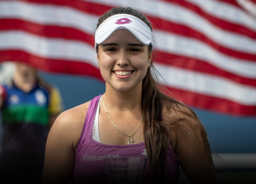 Camila Osorio arrancó con triunfo en Roland Garros y avanzó a segunda ronda