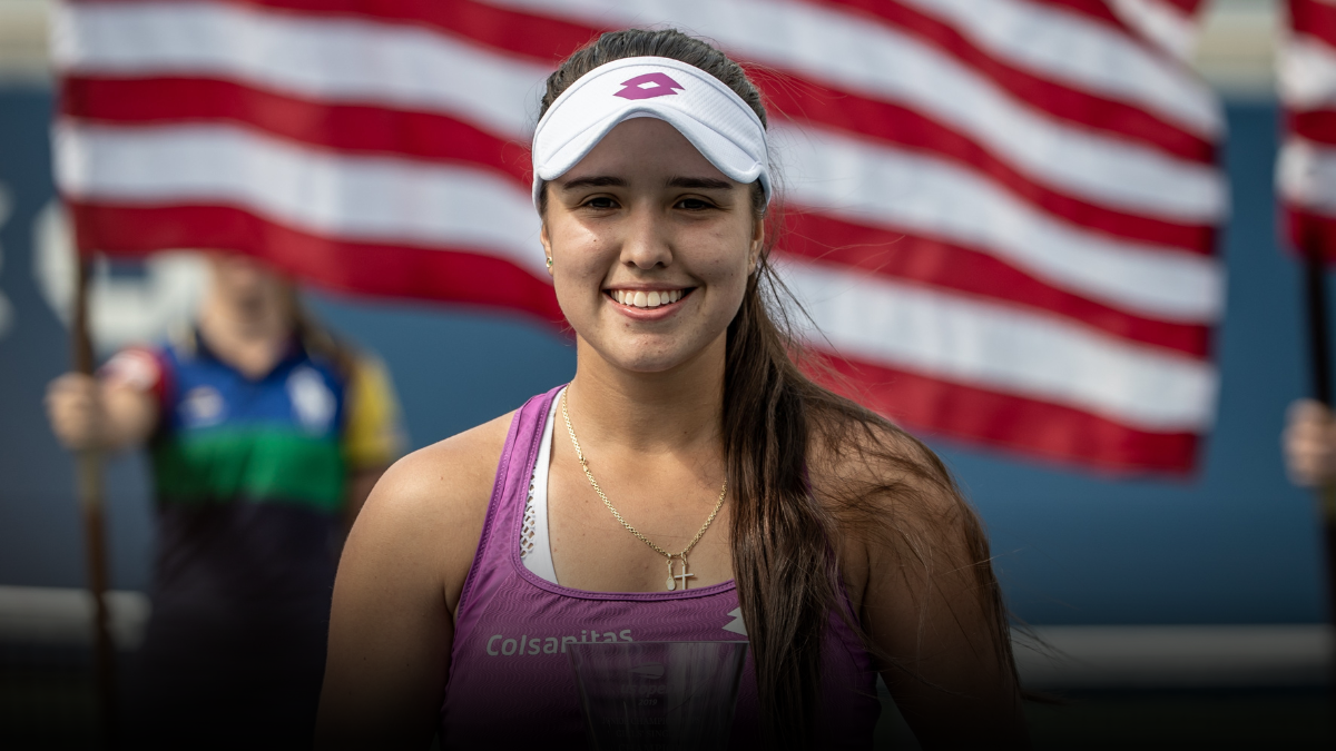 Camila Osorio arrancó con triunfo en Roland Garros y avanzó a segunda ronda