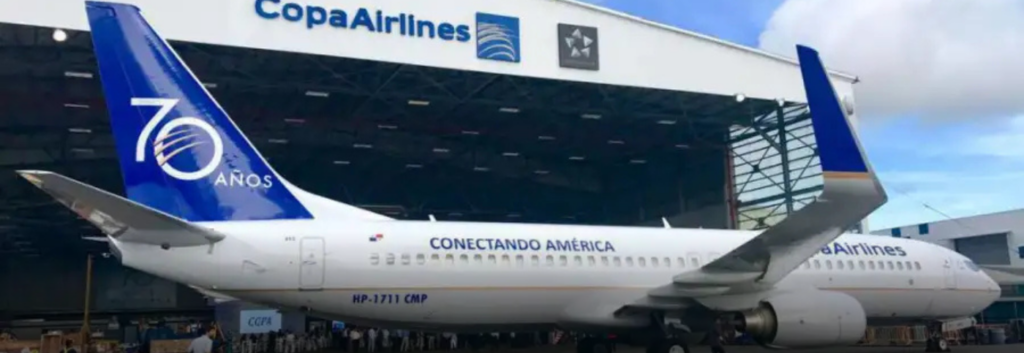 Pasajeros que iban semidesnudos en un vuelo terminaron en una estación de Policía en Argentina