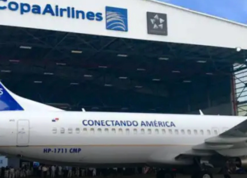 Pasajeros que iban semidesnudos en un vuelo terminaron en una estación de Policía en Argentina
