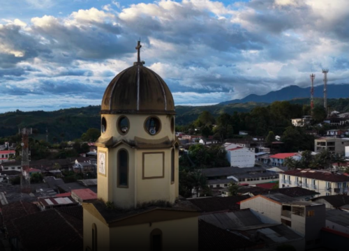 Ofrecen hasta $30 millones por información sobre el caso de ciudadana extranjera hallada sin vida en Salento
