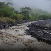 Comunidad de Chorritos continúa enfrentando riesgos por falta de conexión vial