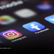 Reino Unido prohibirá las redes sociales para menores de 16 años desde 2027