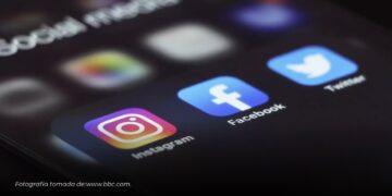 Reino Unido prohibirá las redes sociales para menores de 16 años desde 2027