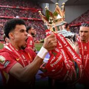 Luis Díaz hace historia: Liverpool lo reconoce entresus jugadores más destacados