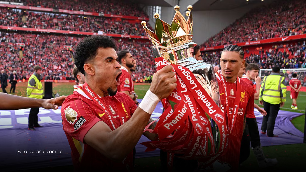 Luis Díaz hace historia: Liverpool lo reconoce entresus jugadores más destacados