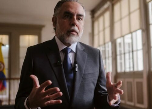 El jefe del Ministerio del Interior reaccionó a la inédita medida cautelar de la Comisión de Acusación El jefe del Ministerio del Interior reaccionó a la inédita medida cautelar de la Comisión de Acusación