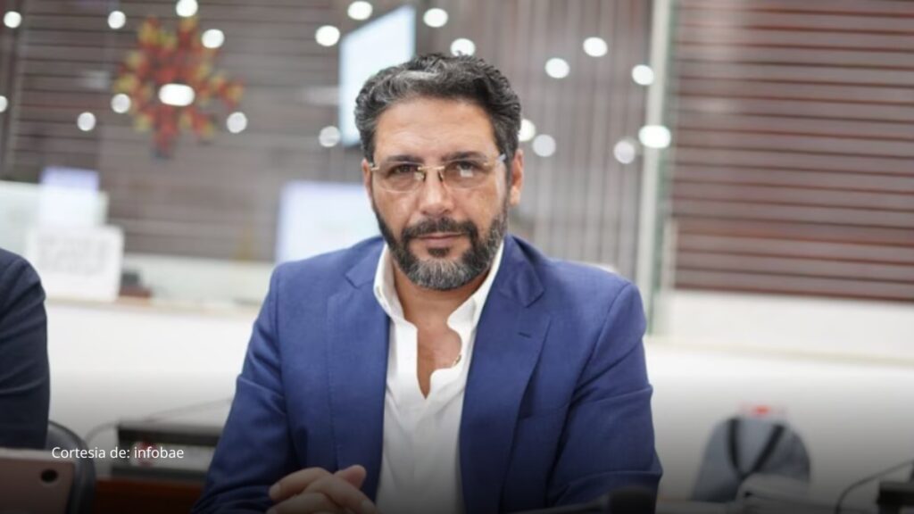 Agmeth Escaf es suspendido provisionalmente e investigado por la Procuraduría