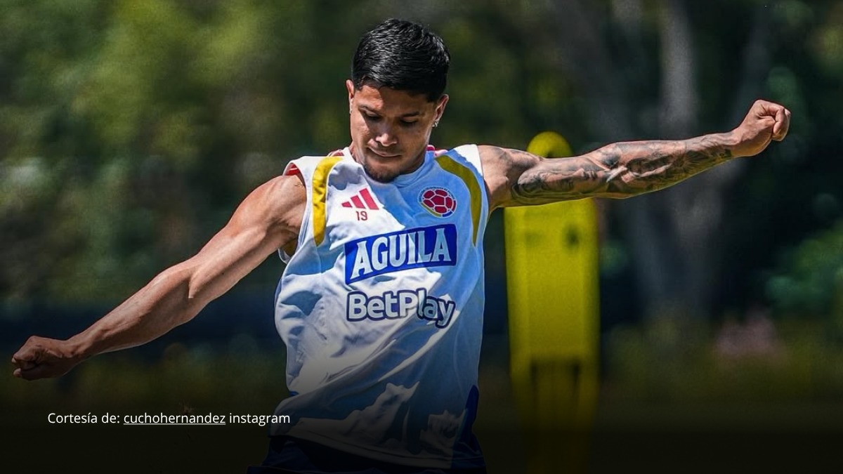 Preocupación en la Selección Colombia: ‘Cucho’ Hernández sufrió un golpe durante entrenamiento en México