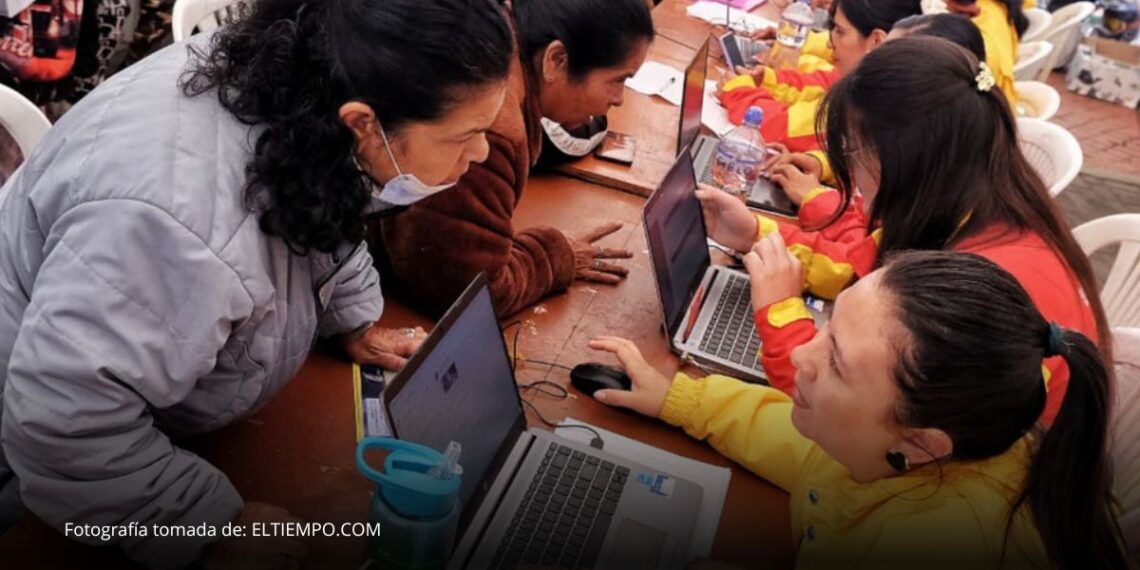 Colombia inicia la transición del Sisbén al nuevo Registro Universal de Ingresos