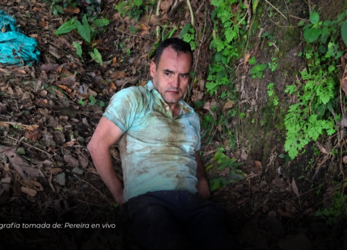 Piden ayuda para identificar y ubicar a los familiares de un hombre hallado en la vía entre Chinchiná y Santa Rosa Piden ayuda para identificar y ubicar a los familiares de un hombre hallado en la vía entre Chinchiná y Santa Rosa