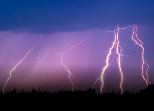 Tormentas eléctricas: estos electrodomésticos conviene desconectarlos para evitar daños Tormentas eléctricas: estos electrodomésticos conviene desconectarlos para evitar daños