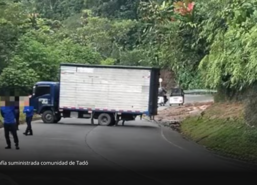 Bloqueos y ataques armados elevan la tensión en la vía entre Risaralda y Chocó Bloqueos y ataques armados elevan la tensión en la vía entre Risaralda y Chocó