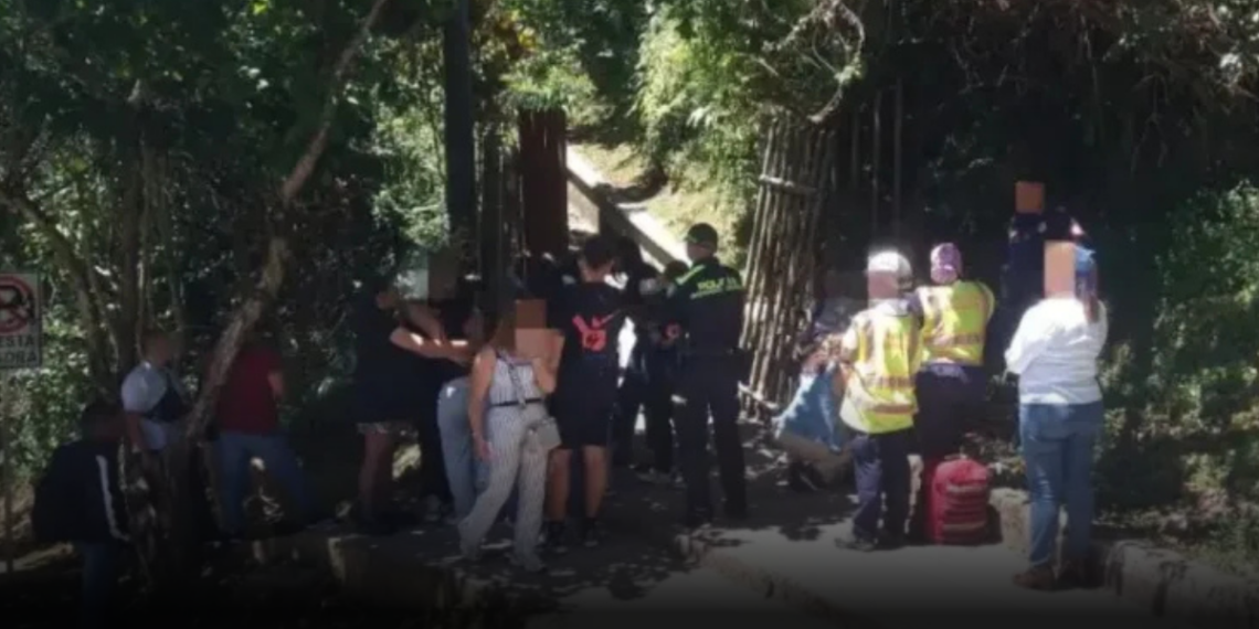 Investigan la muerte de una adolescente y un joven en parque de Sabaneta Investigan la muerte de una adolescente y un joven en parque de Sabaneta